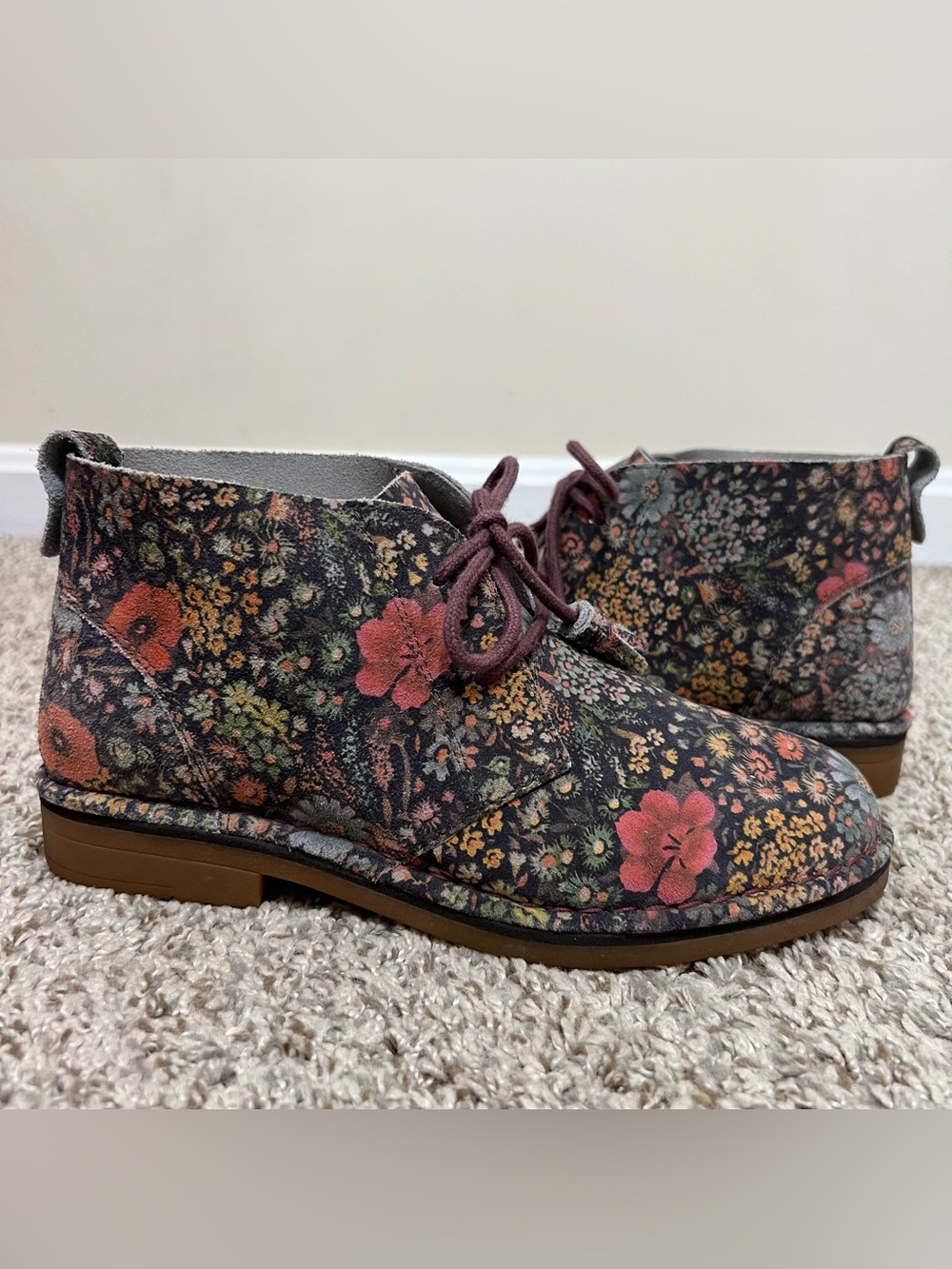Hush Puppies Women’s Moyen Floral Suede Lace-Up Ankle Boots Tassel Detail Size 6